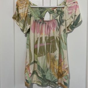 NWOT Sugar Tart Flirty Sleeve Top |Size Medium